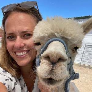 Meet your Posher, Cara